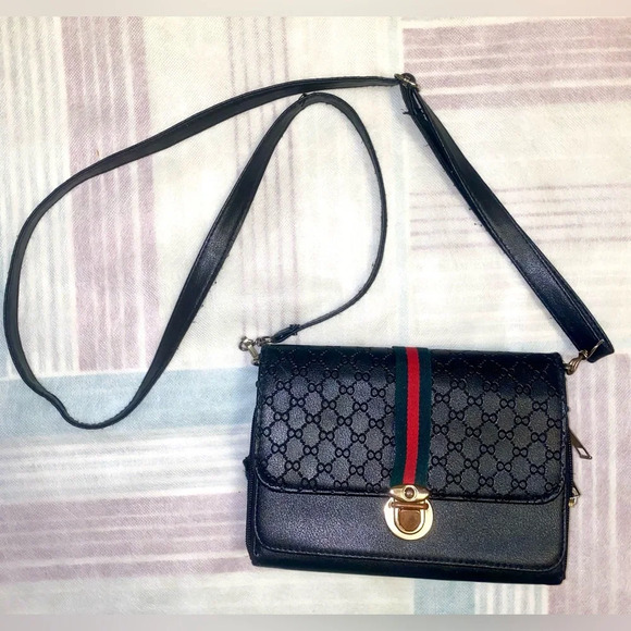 Just an old mini bag , used , clean - Picture 1 of 7